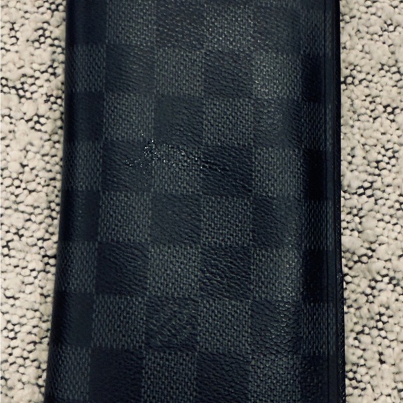 Damier Graphite Discovery Slim Wallet - Picture 1 of 6